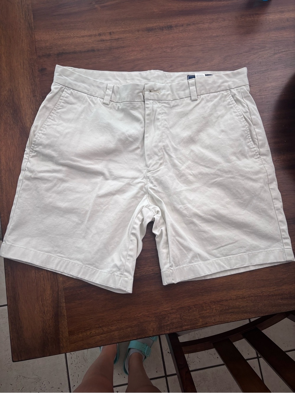 Men's vineyard vines shorts size 34